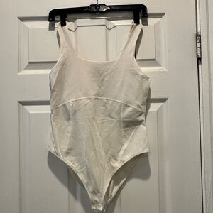 Old Navy activewear white bodysuit - Size M